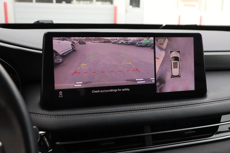 INFINITI QX60 Vehicle Image 18