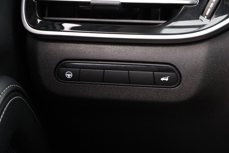 INFINITI QX60 Vehicle Image 21