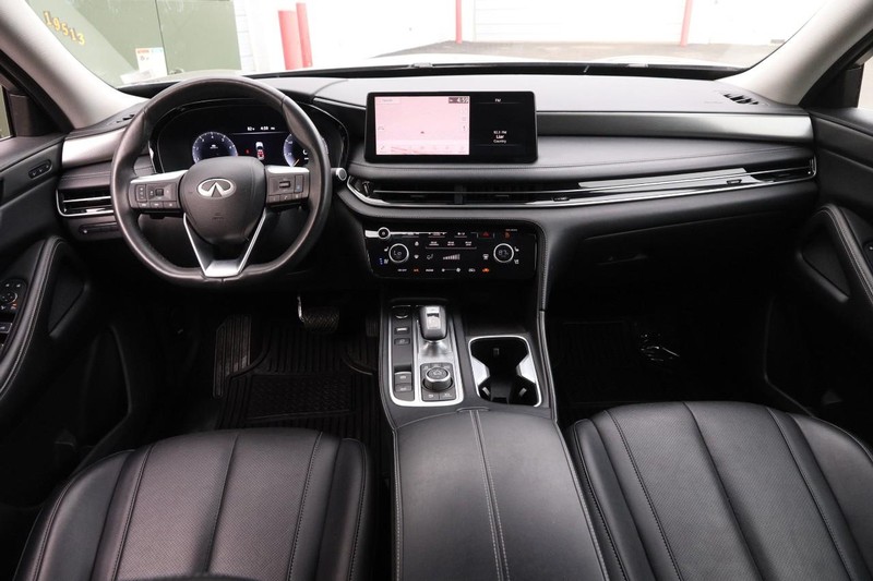INFINITI QX60 Vehicle Image 22