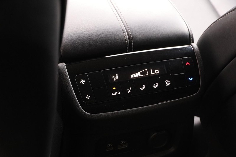 INFINITI QX60 Vehicle Image 27