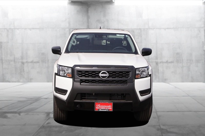 Nissan Frontier Vehicle Image 04