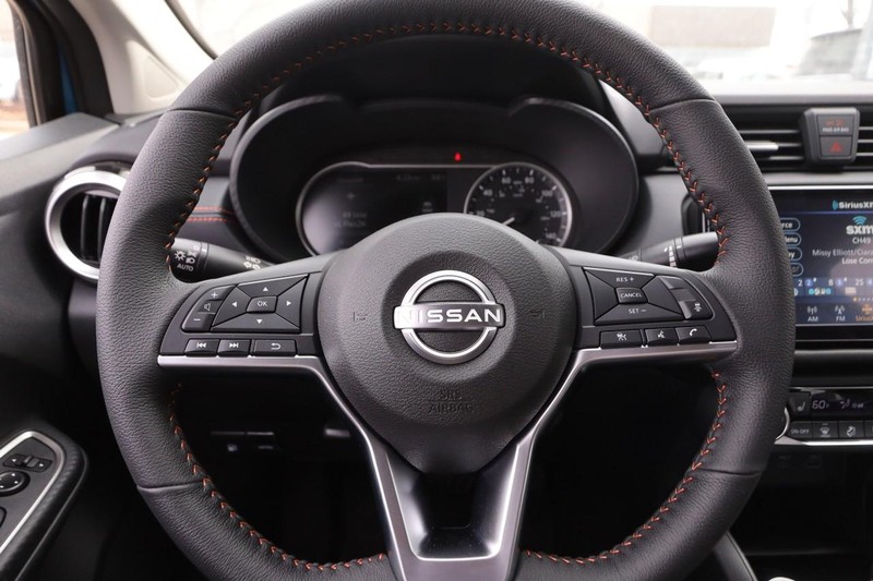 Nissan Versa Vehicle Image 10