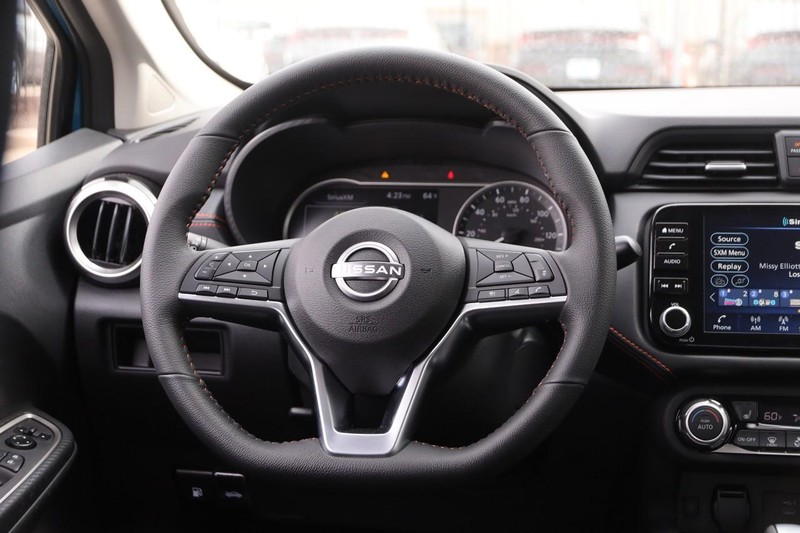 Nissan Versa Vehicle Image 20