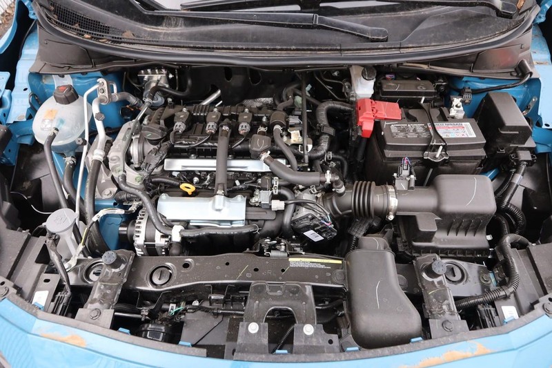 Nissan Versa Vehicle Image 24