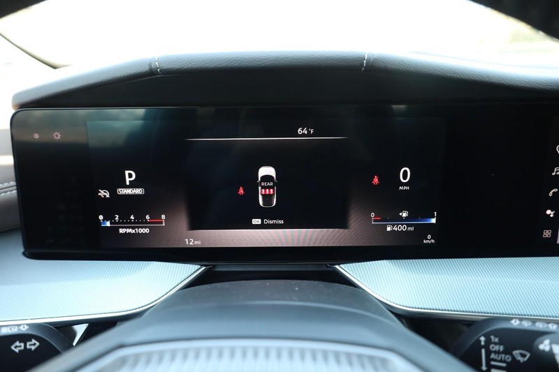 Nissan Murano Vehicle Image 10