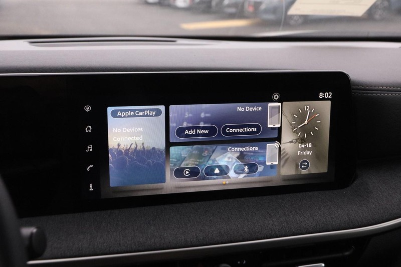 Nissan Kicks Vehicle Image 15
