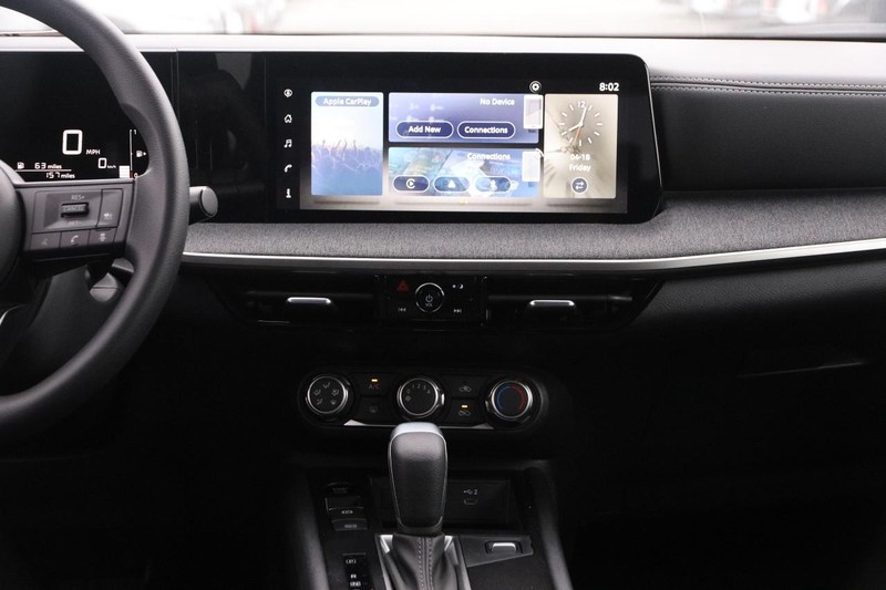 Nissan Kicks Vehicle Image 20