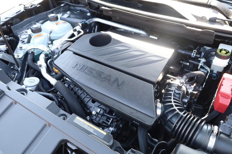 Nissan Rogue Vehicle Image 28