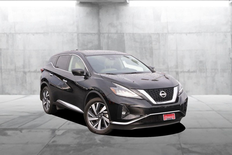 Nissan Murano Vehicle Image 02