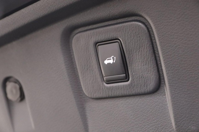 Nissan Murano Vehicle Image 08