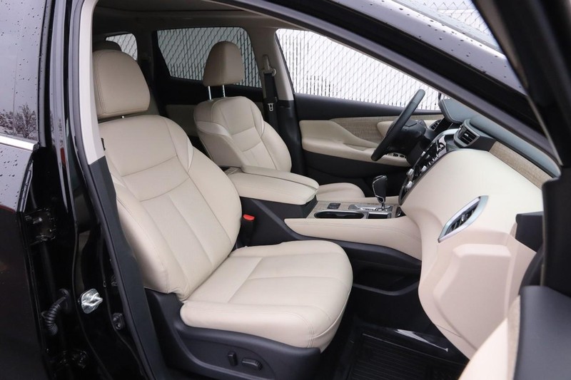 Nissan Murano Vehicle Image 27