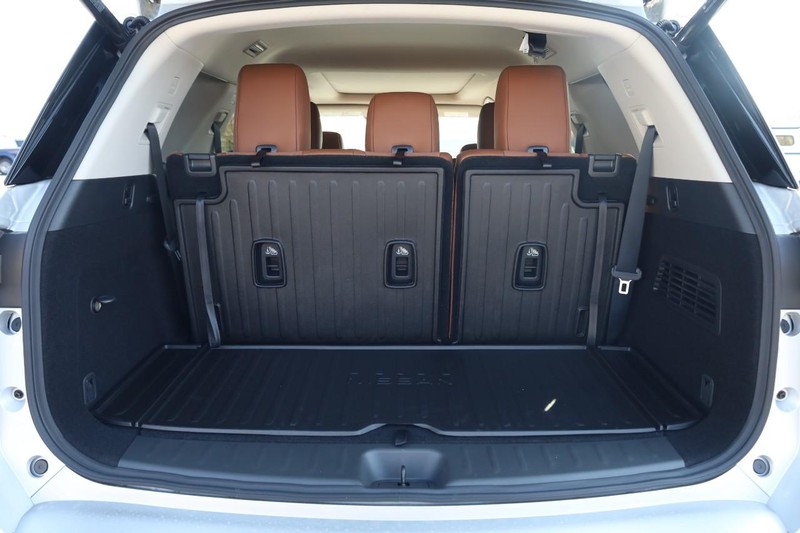 Nissan Pathfinder Vehicle Image 08