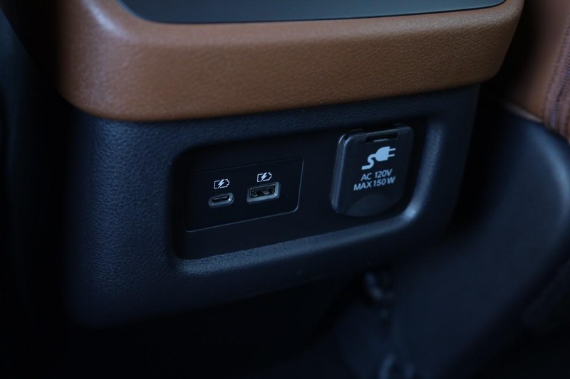 Nissan Pathfinder Vehicle Image 25