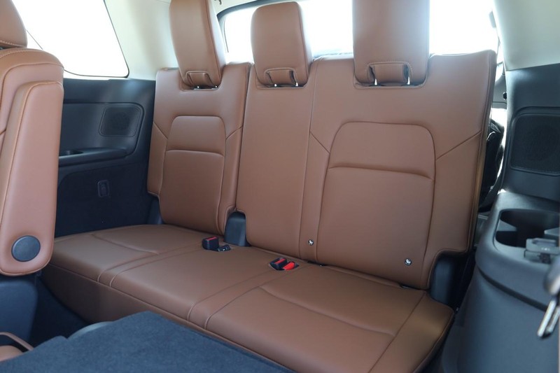 Nissan Pathfinder Vehicle Image 26