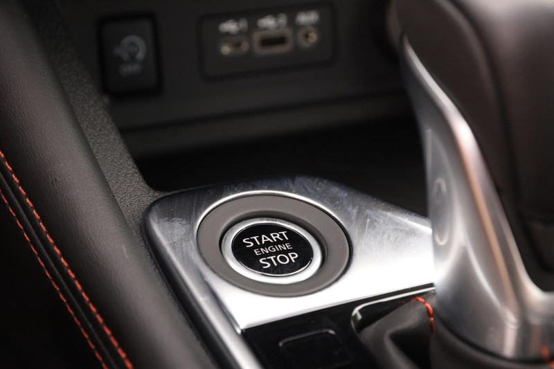 Nissan Sentra Vehicle Image 18