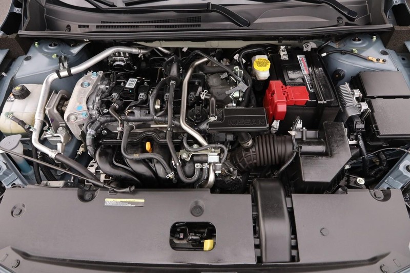 Nissan Sentra Vehicle Image 26