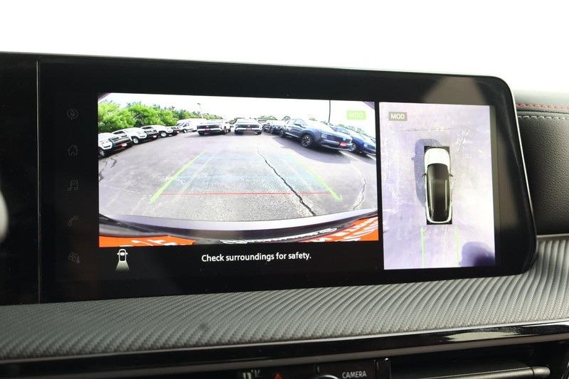 Nissan Kicks Vehicle Image 14