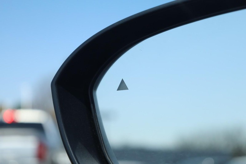 Nissan Rogue Vehicle Image 20
