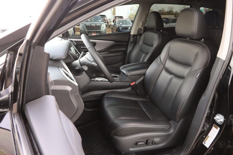Nissan Murano Vehicle Image 08