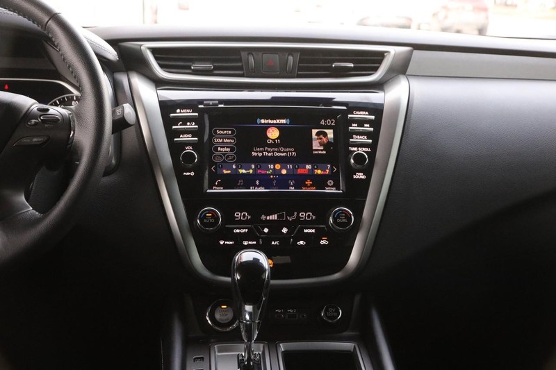 Nissan Murano Vehicle Image 25