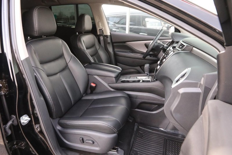 Nissan Murano Vehicle Image 27