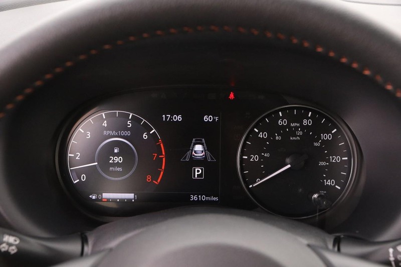 Nissan Kicks Vehicle Image 13