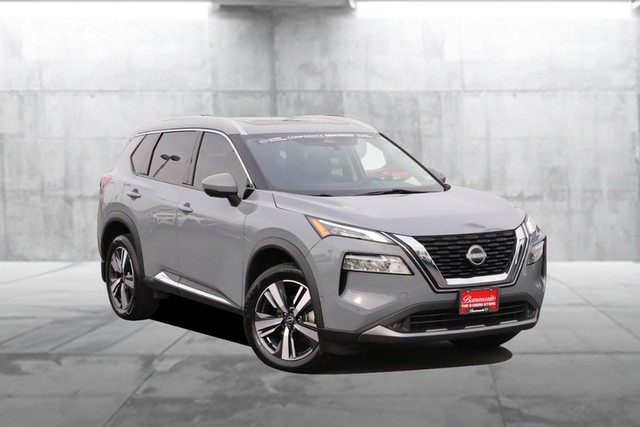 Used 2022 Nissan Rogue SL with VIN 5N1BT3CB6NC729779 for sale in Hazelwood, MO