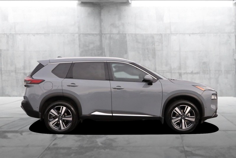 Nissan Rogue Vehicle Image 05