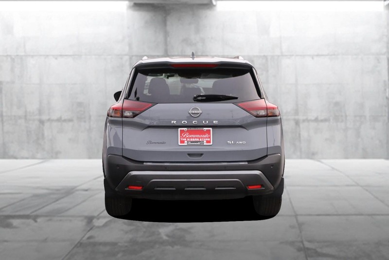 Nissan Rogue Vehicle Image 06