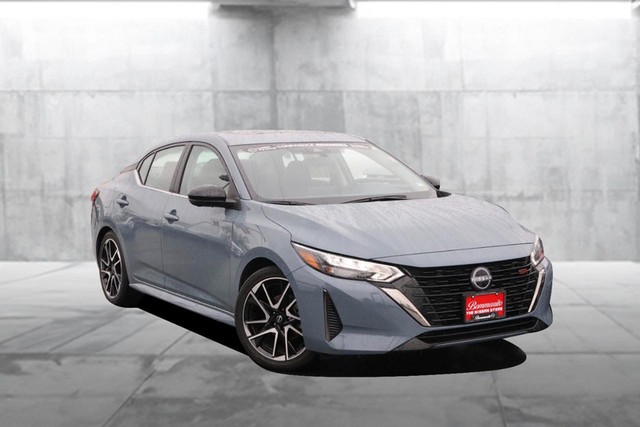 Used 2024 Nissan Sentra SR with VIN 3N1AB8DV5RY330211 for sale in Hazelwood, MO