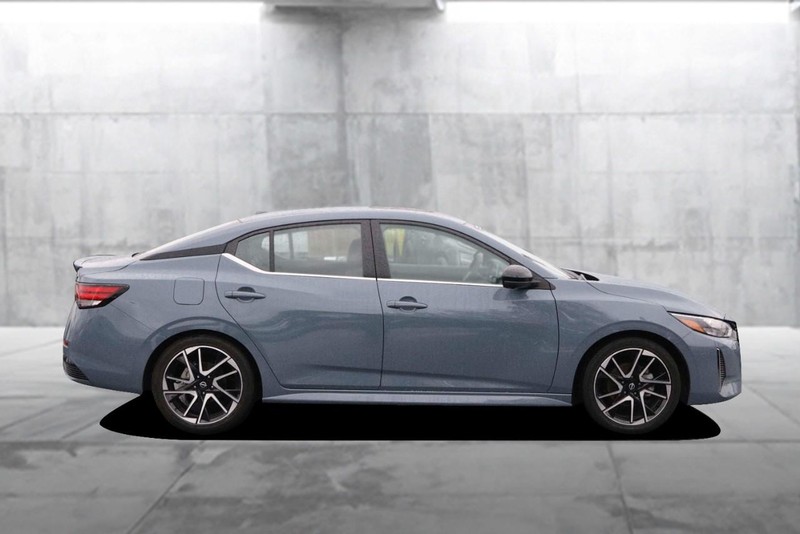 Nissan Sentra Vehicle Image 05