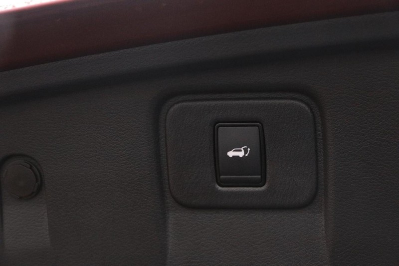 Nissan Murano Vehicle Image 08