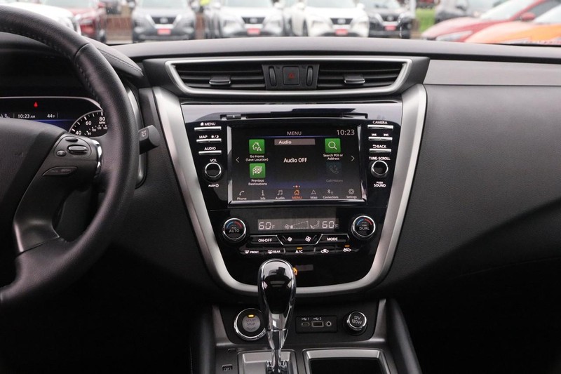 Nissan Murano Vehicle Image 23