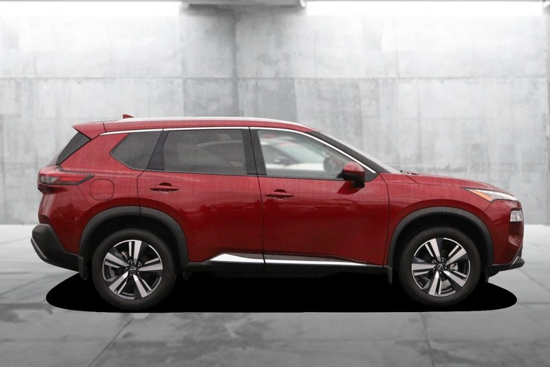 Nissan Rogue Vehicle Image 05