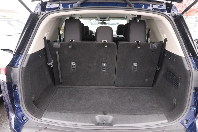 Nissan Pathfinder Vehicle Image 07
