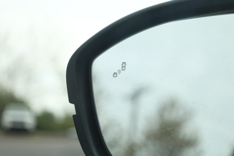 Nissan Pathfinder Vehicle Image 19