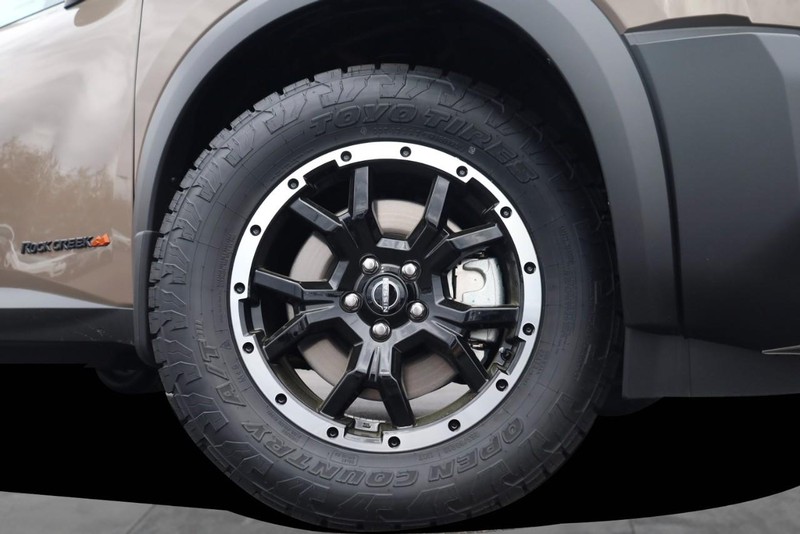 Nissan Pathfinder Vehicle Image 03