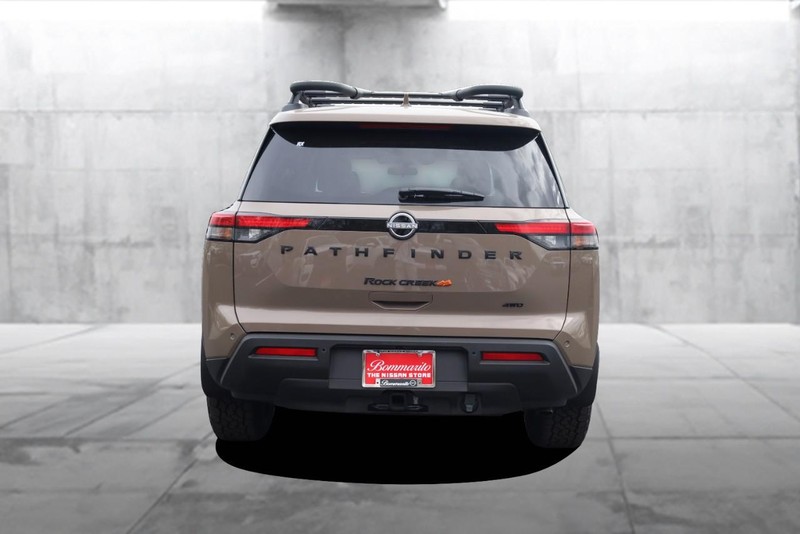 Nissan Pathfinder Vehicle Image 06