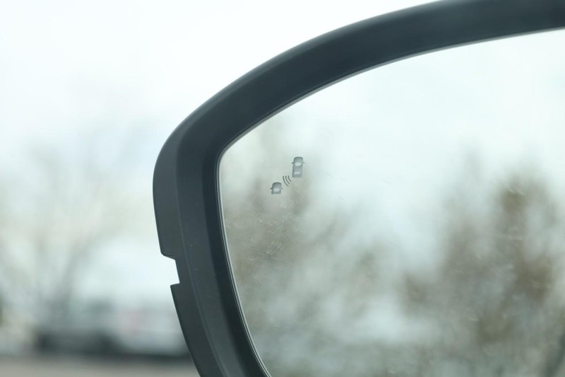 Nissan Pathfinder Vehicle Image 19