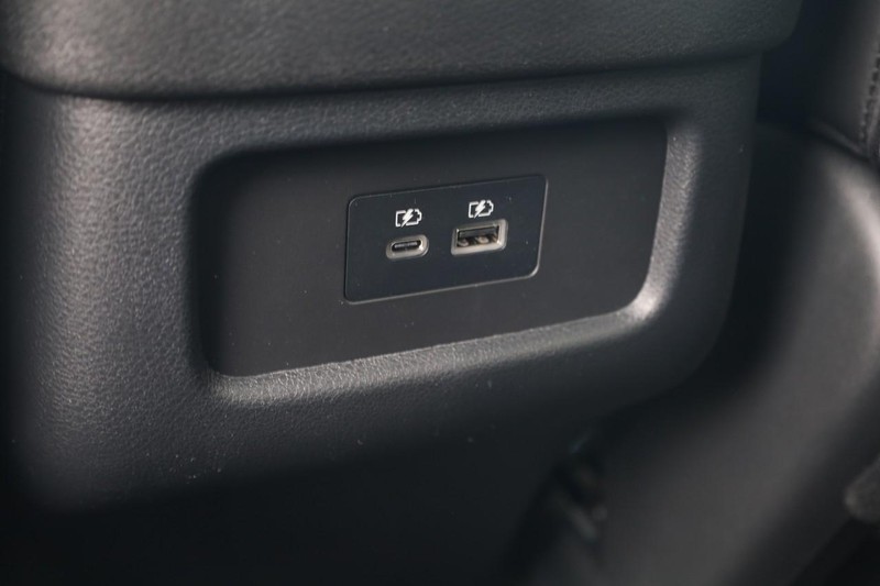 Nissan Pathfinder Vehicle Image 23
