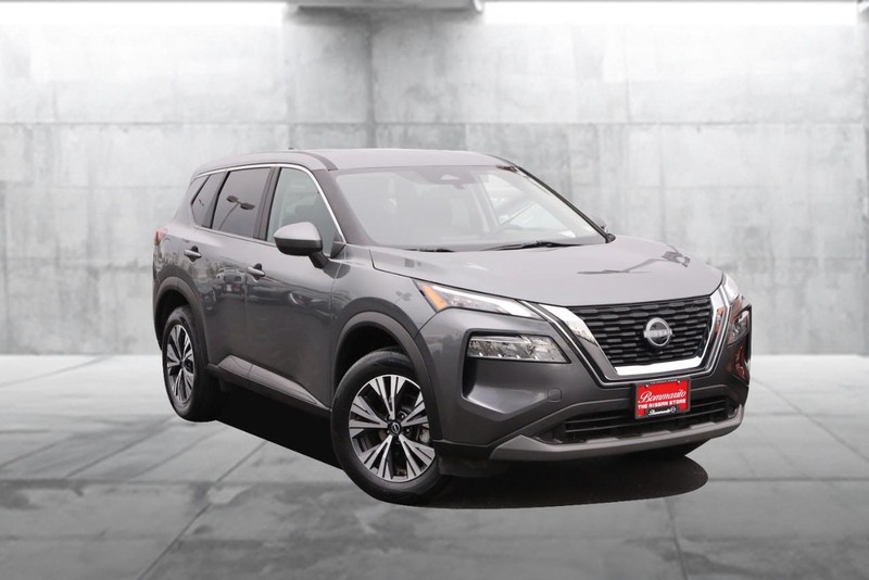 Nissan Rogue Vehicle Image 02