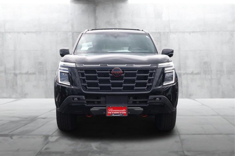 Nissan Armada Vehicle Image 04