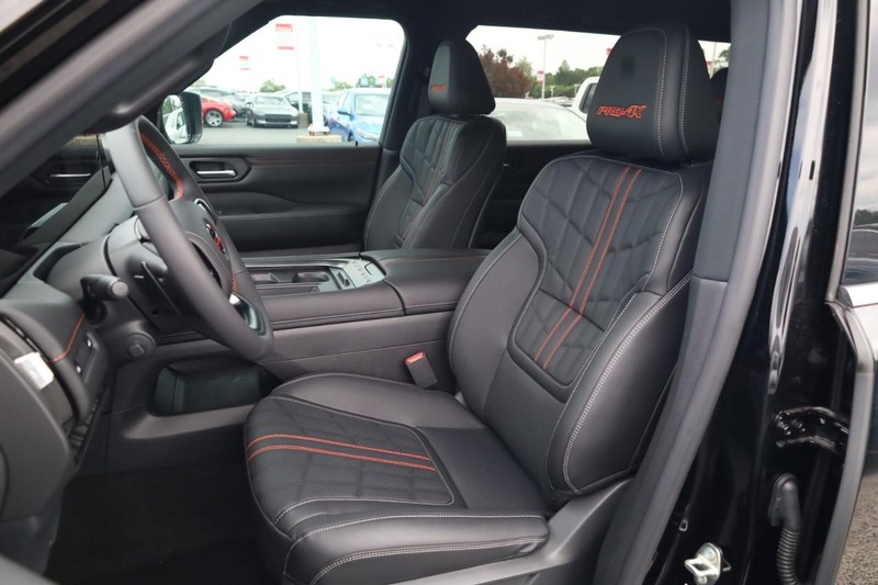 Nissan Armada Vehicle Image 08