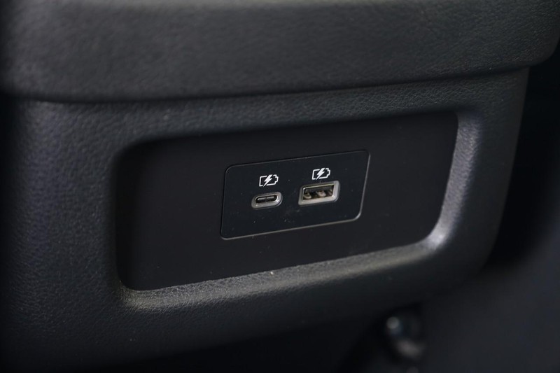 Nissan Pathfinder Vehicle Image 23