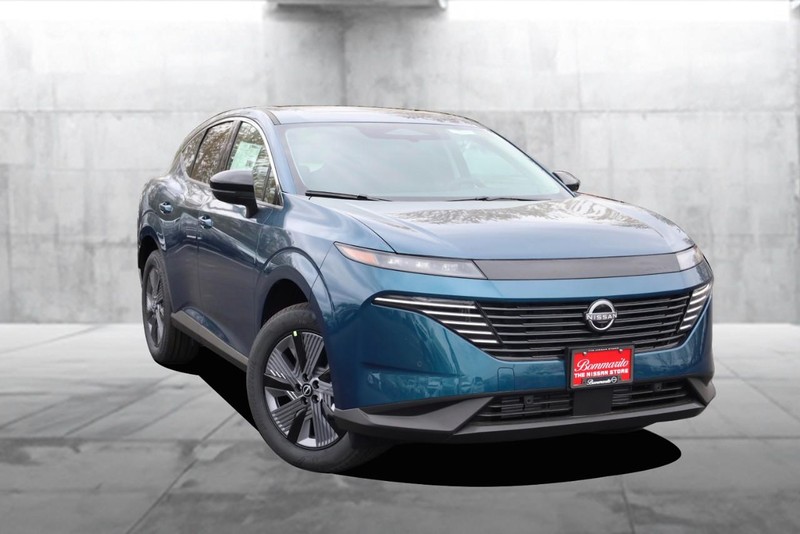Nissan Murano Vehicle Image 02