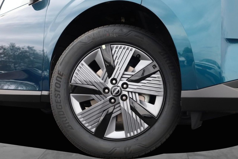 Nissan Murano Vehicle Image 03