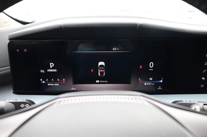 Nissan Murano Vehicle Image 10