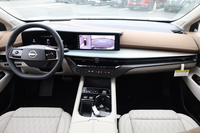 Nissan Murano Vehicle Image 24