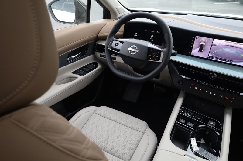 Nissan Murano Vehicle Image 25