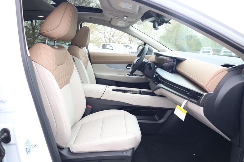 Nissan Murano Vehicle Image 26
